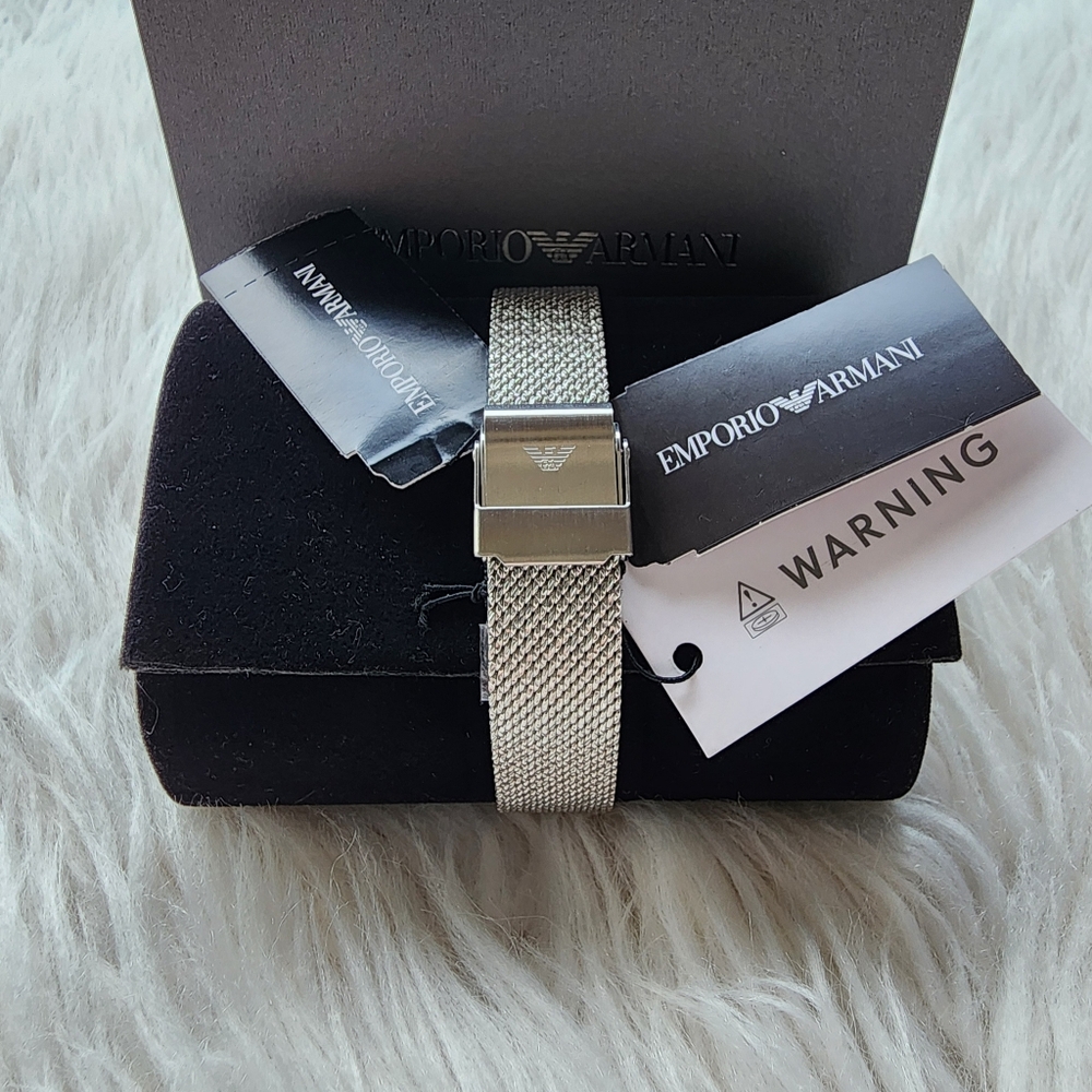 Emporio Armani Original Brand New Silver Women's Watch - Picture 13 of 13